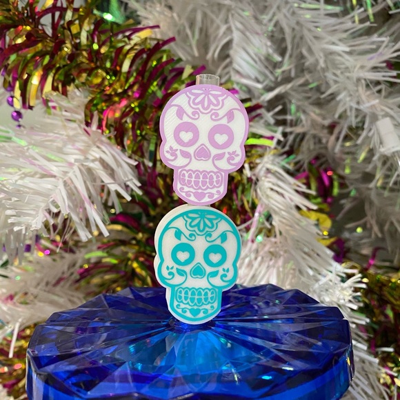Sugar Skull Straw Toppers - Picture 5 of 6